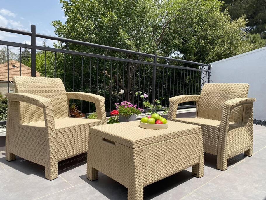 קומותיים ברמה Apartment Sha'al Luaran gambar