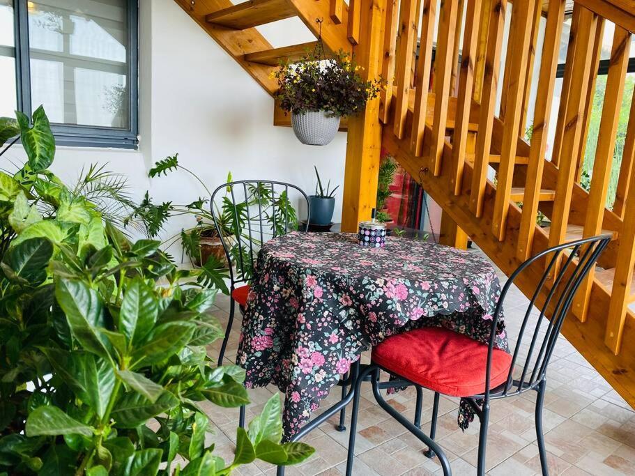 קומותיים ברמה Apartment Sha'al Luaran gambar