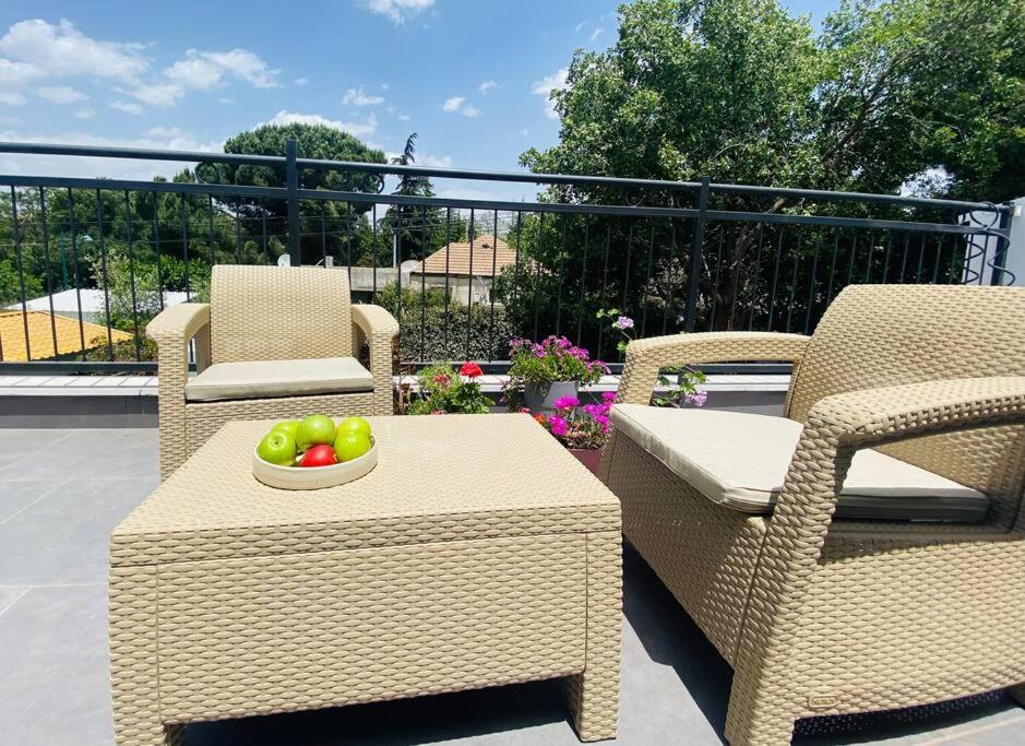 קומותיים ברמה Apartment Sha'al Luaran gambar