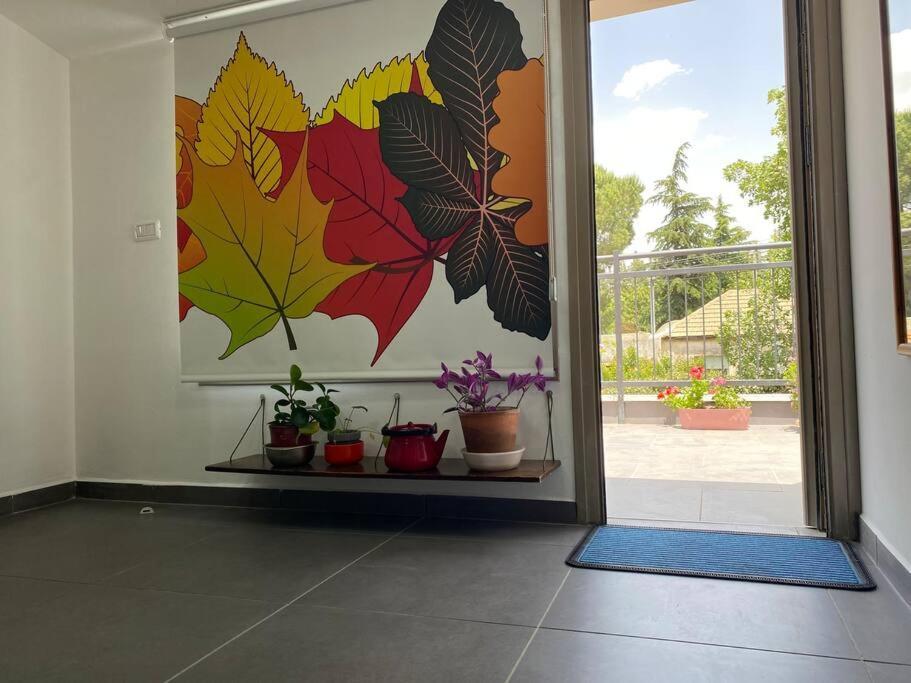 קומותיים ברמה Apartment Sha'al Luaran gambar